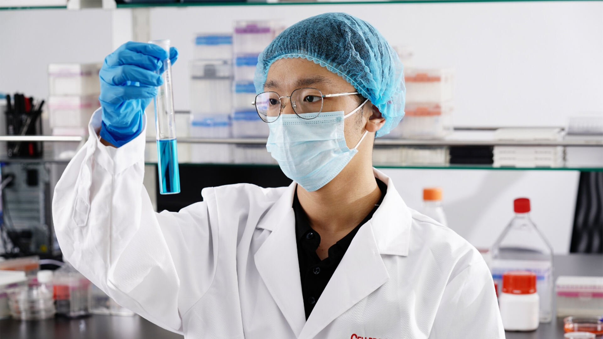 Cum să utilizați și să sterilizați corect recipientele Petri pentru experimente