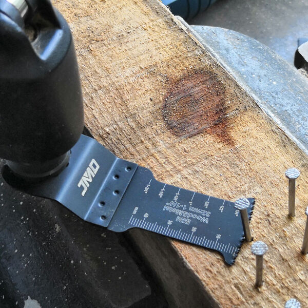 Smooth and precise cutting with our 32 tpi hacksaw blades