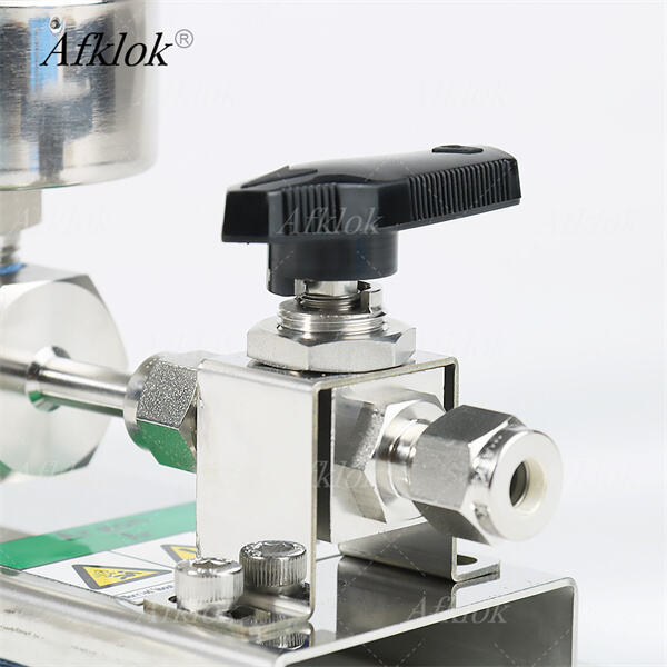 Tại Sao Bộ Điều Khiển Áp Suất Lại Thiết Yếu Cho Các Hệ Thống Quan Trọng