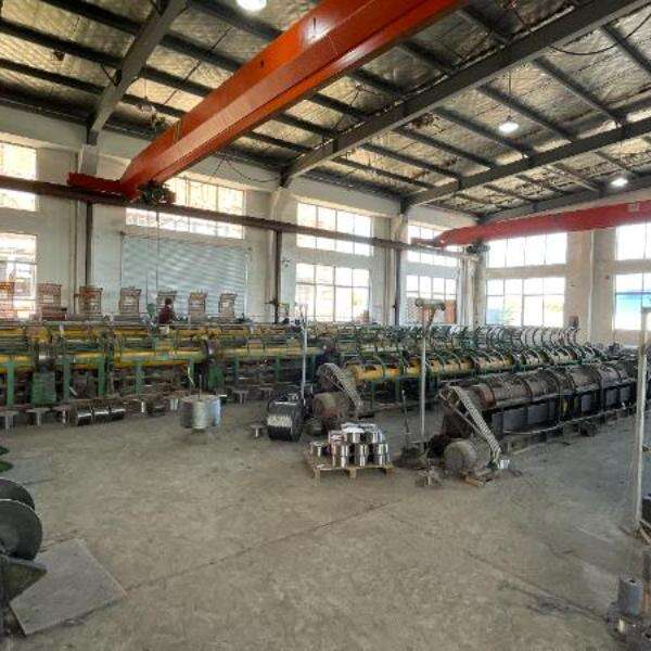 Furnitorë shumicë lidhës prej çeliku që nuk rrotullohet