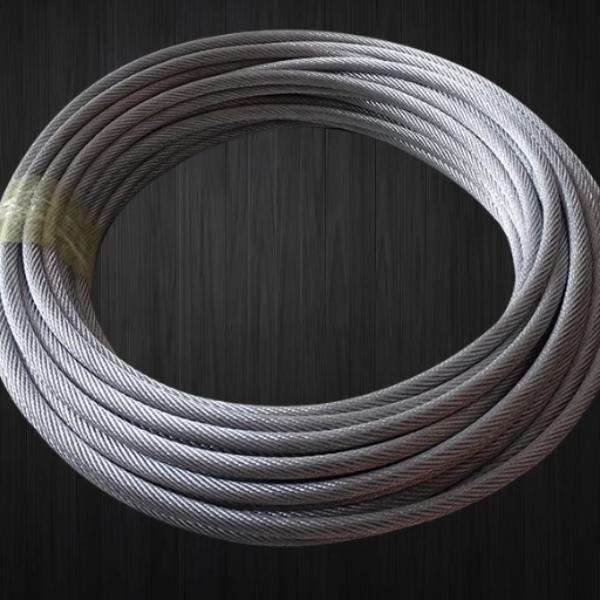 What are the benefits of using custom wire rope slings over standard options