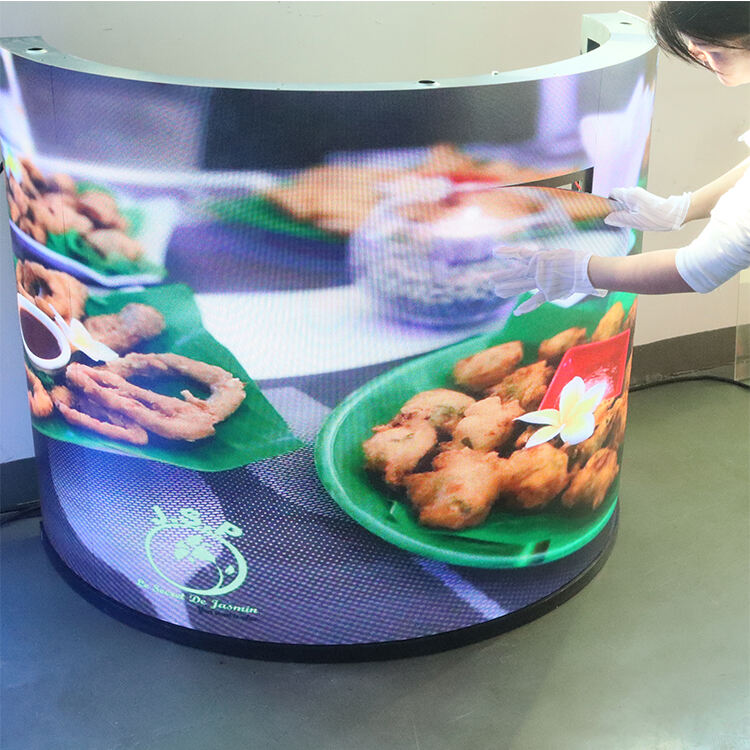 Indoor Flexible Circle Panel 360 Degree P2 Roll-Up Display Screen Custom Shape Round Double Sided Led Advertising Cylinder