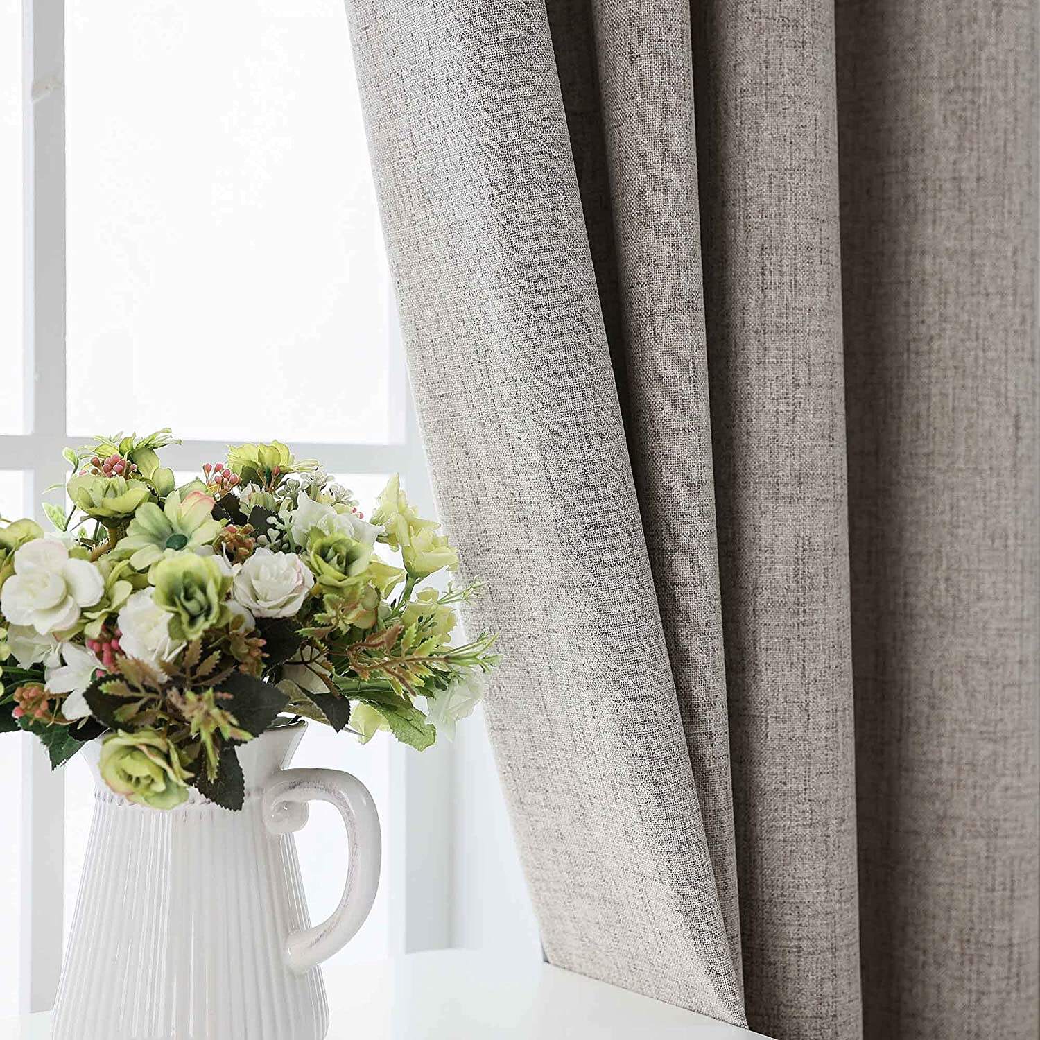 New arrival ready made curtain eyelet heading Blackout Curtains Fabric supplier