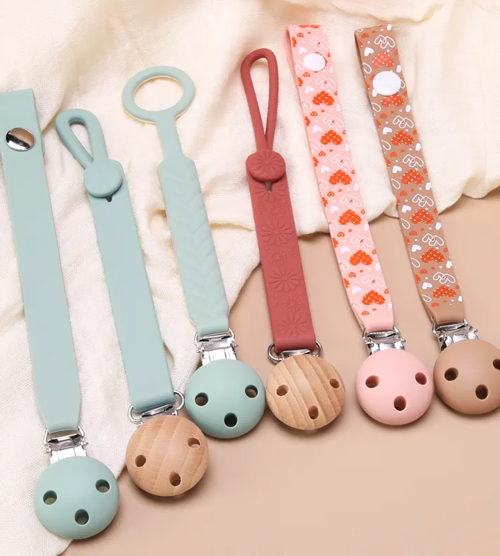 Trendy Pacifier Clips from KEAN for Baby Fashion