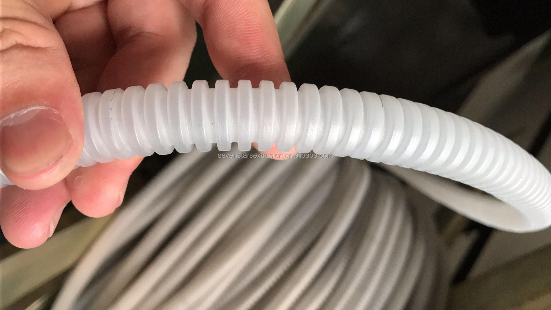 Sevenstars HDPE PE PP PVC Multifunctional Single Wall Corrugated Pipe Extruding Line Machine Single Screw Core Motor Gearbox supplier