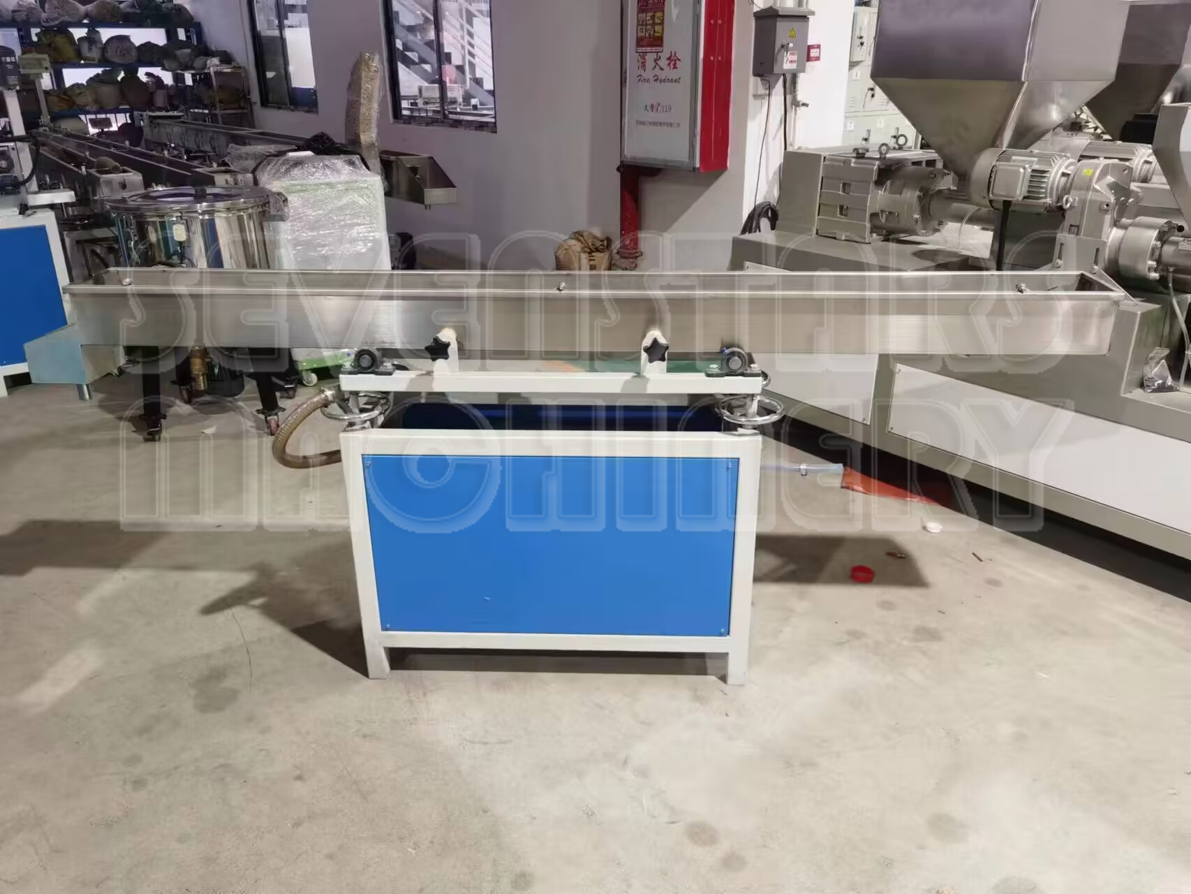 Sevenstars PP PE PVC Outdoor Furniture Rattan Wicker Artificial Making Machine Weaving Twisting Machine manufacture