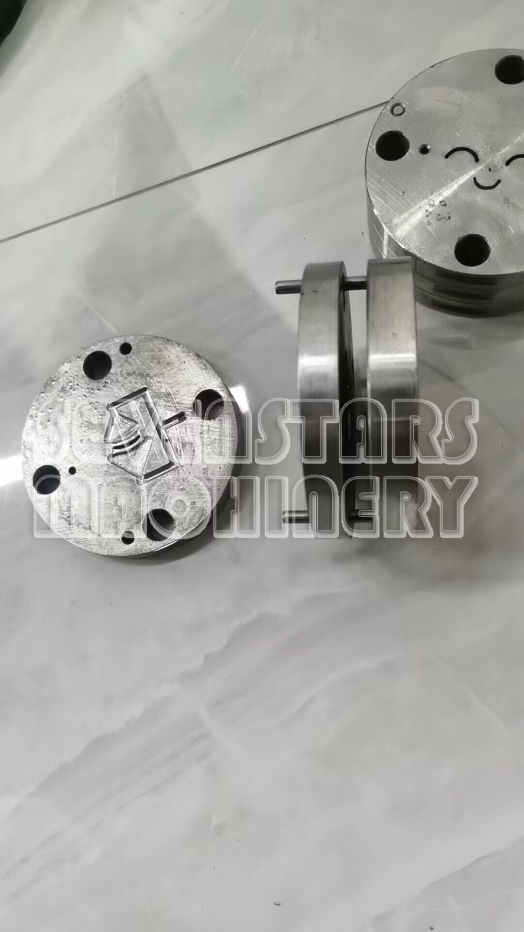 Sevenstars PP PE PVC Outdoor Furniture Rattan Wicker Artificial Making Machine Weaving Twisting Machine factory