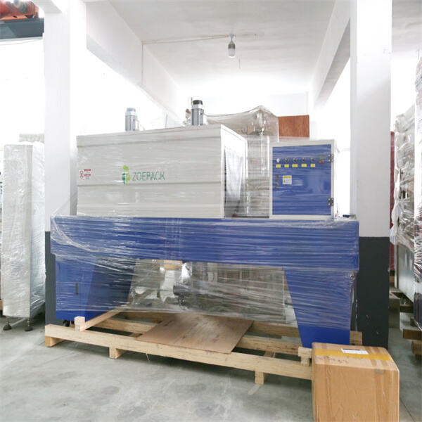 Versatile and user-friendly oil packaging machine options available