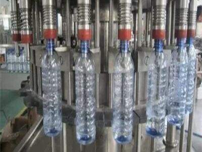 Precision and Stability: How Our Clamping System Ensures Perfect PET Preforms