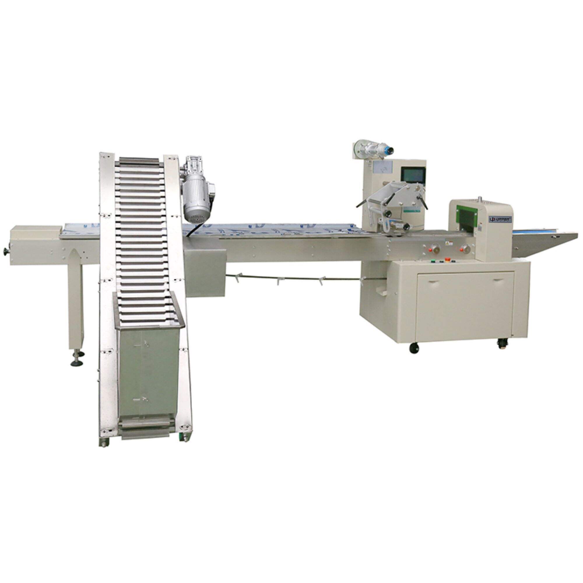 Popsicle flow packing machine with lifting conveyor for cylindrical rod