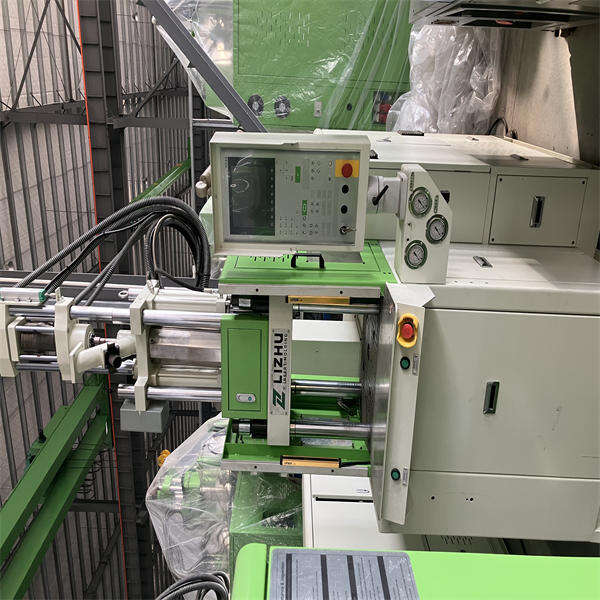 Streamline Production Processes with Vertical Plastic Moulding Machines