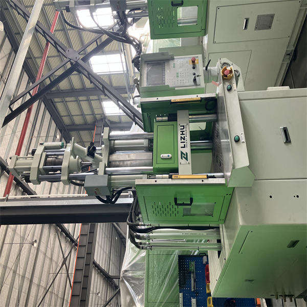 Different Types of Vertical Injection Machines Available