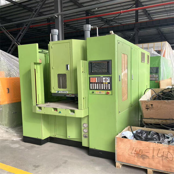Maximizing Efficiency with Two-Color Injection Vertical Molding Machine