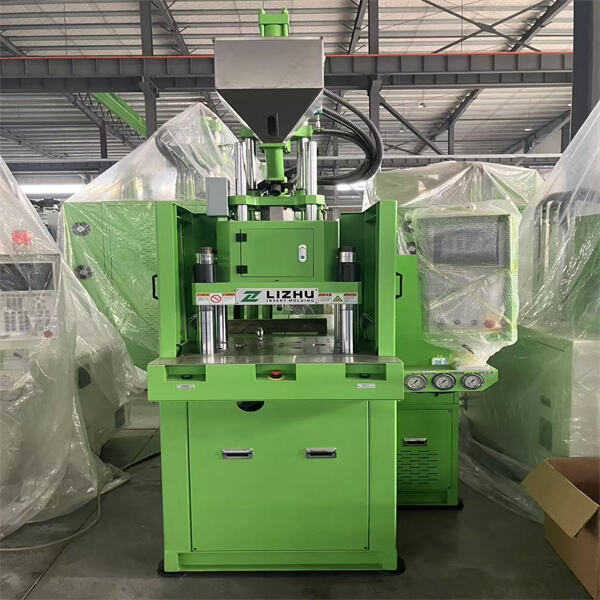 Comment les Machines d'Injection Verticales Hybrides Transforment le Jeu