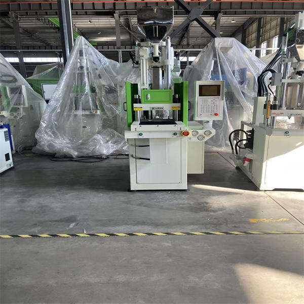 Versatile Capacity for Different Injection Molding Applications