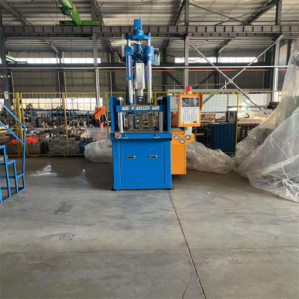 Unlock the Potential of Your Production Line with Vertical Insert Molding in Italy