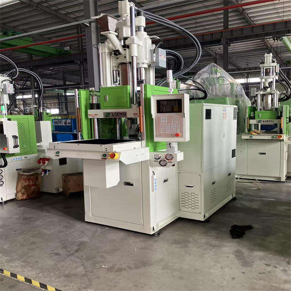 Choosing the right vertical moulding machine manufacturer for your business
