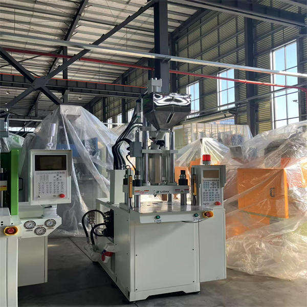 Expert Vertical Insert Molding Providers in Mexico for Diverse Industries