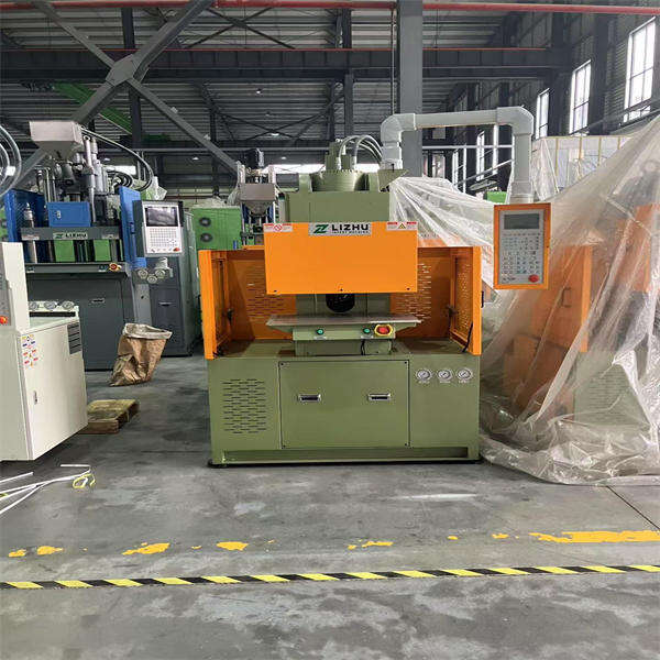 كيفية ثورة القولبة بالحقن البلاستيكية في صناعة السيارات