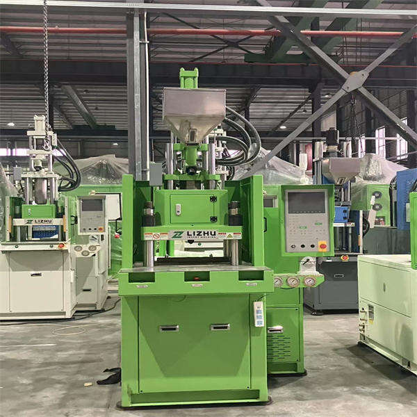 Du prototype à la production, la machine de moulage par injection pour bureau répond à tous vos besoins