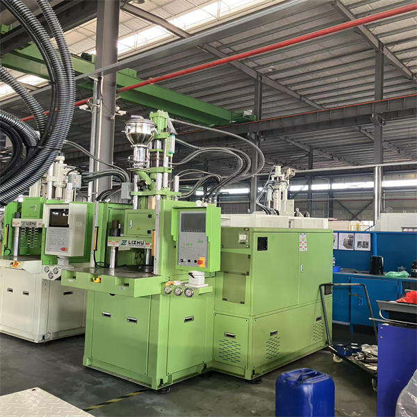 The Benefits of Vertical Injection Molding Machines