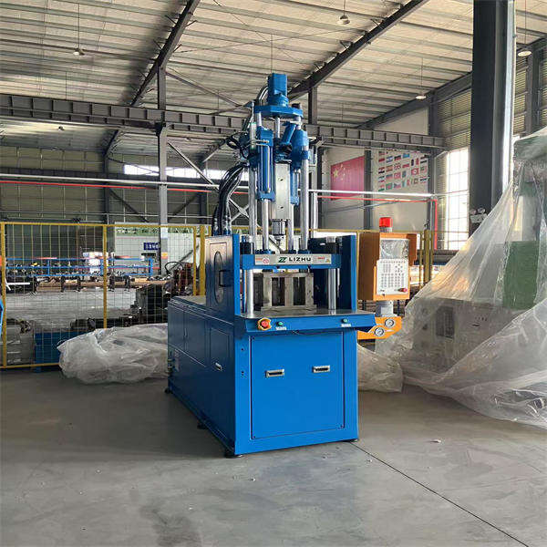 Vertical Injection Molding Machine with Rotary Table Italy