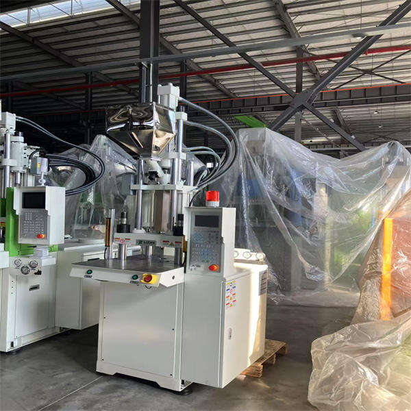 High-Quality Vertical Insert Molding Solutions in Mexic