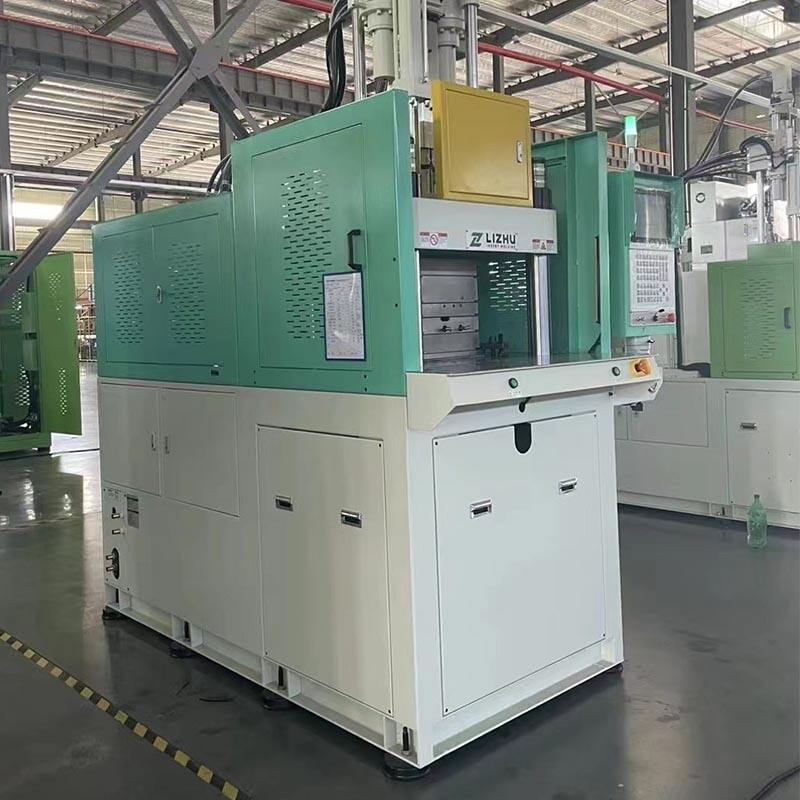 Vertical injection molding machine 200Tons