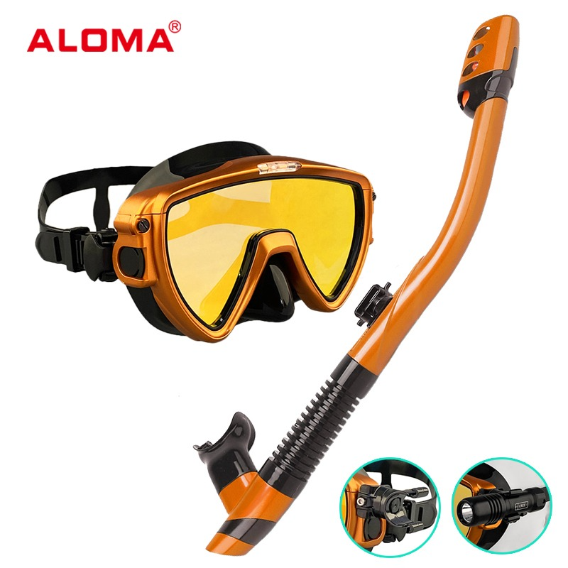 Dive with Confidence: Aloma Industrial's Snorkel Mask