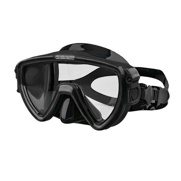 Never miss a moment of underwater beauty with an anti-fog dive mask