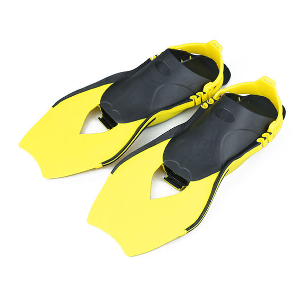 Maximize your snorkeling adventure with lightweight short fins