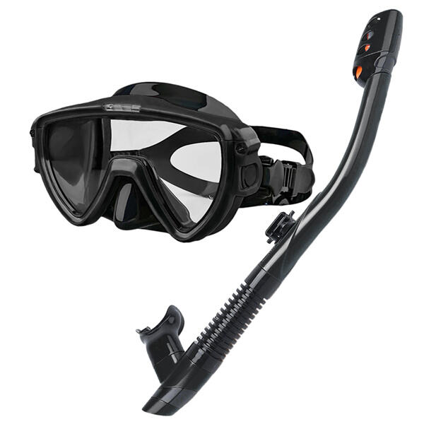 Stay Comfortable and Safe During Your Underwater Adventures with a Diving Mask and Snorkel