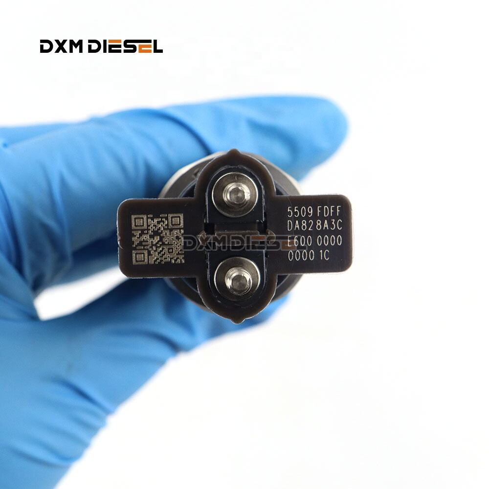 New Diesel Common Rail Fuel Injector 095000-0540 095000-0541 RE504181 RE524369 SE501941 supplier