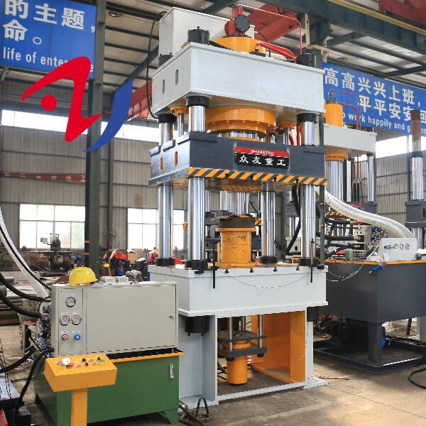 Máquinas Incríveis Dentro da Maior Prensa do Mundo.