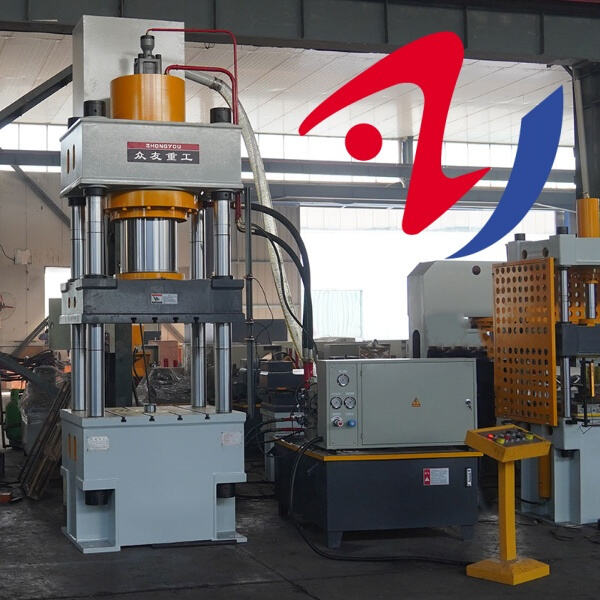 Safety measures when working with a 4 pillar hydraulic press.