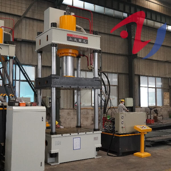 Превантажите на хидравличната технология