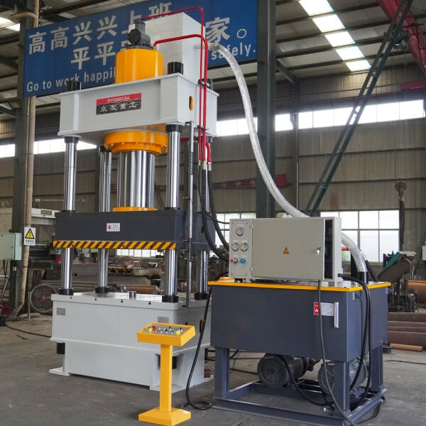 How a 500 Ton Hydraulic Press Is Built and Operated?