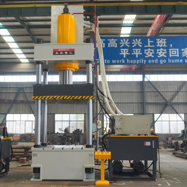 製造業における500トンのプレス機の役割。