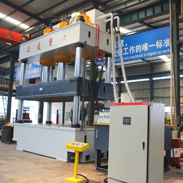 Enhancing efficiency and productivity with a 1200 ton press