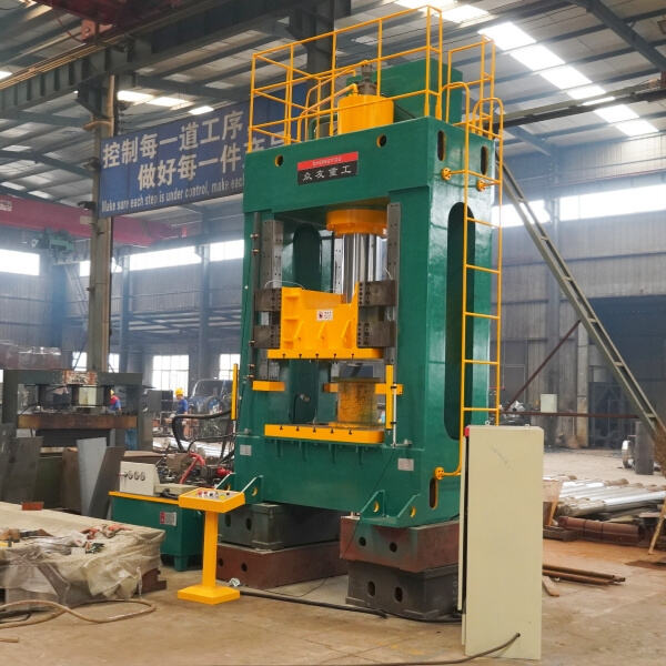 Выковываем более прочные металлы с помощью гидравлического горячего пресса