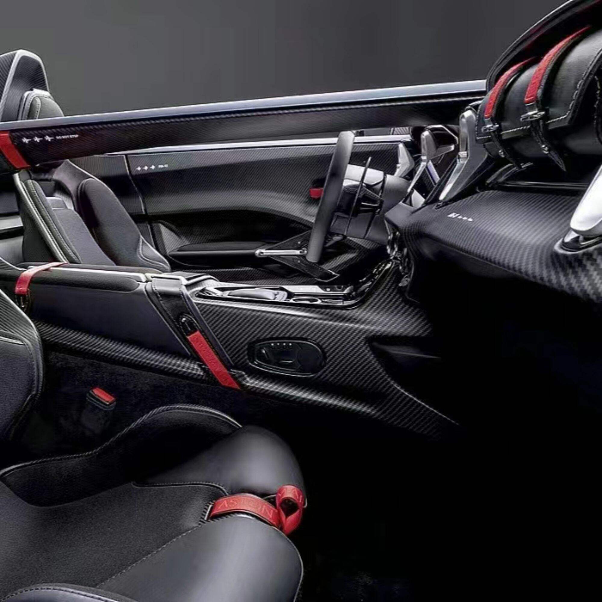 The Advantages of Carbon Fiber in Car Modification