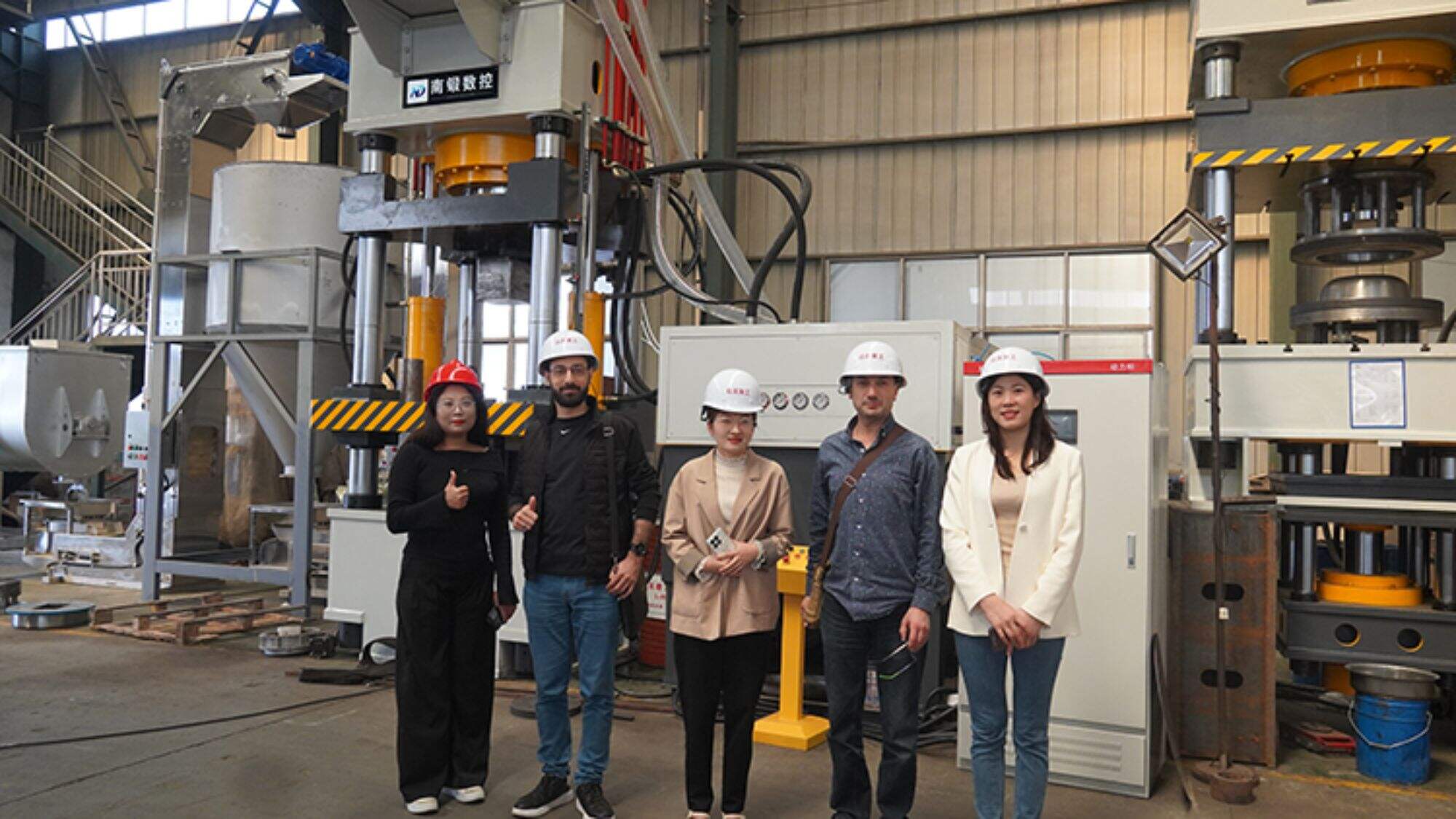 Nadun Machinery Welcomes Clients from Syria for Salt Block Press Machine Purchase