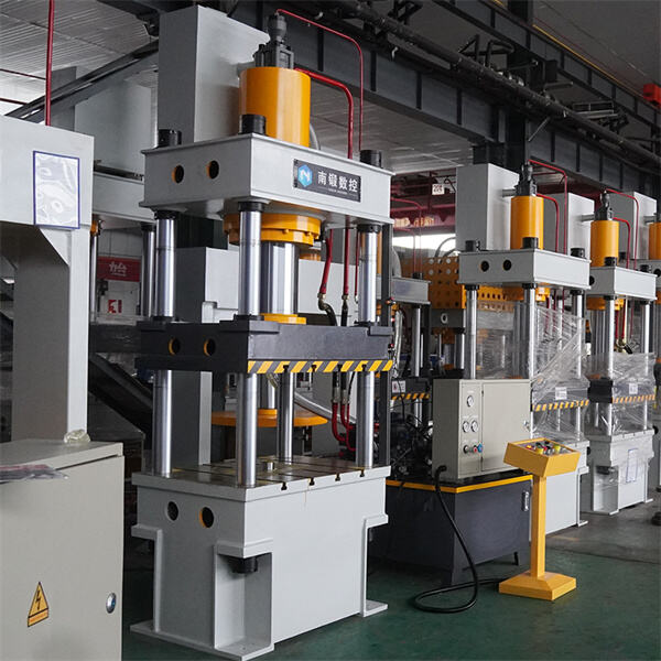 Experte für Kundensupport, um einen reibungslosen Betrieb und Wartung sicherzustellen