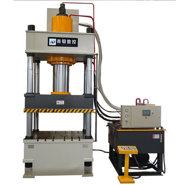 زيادة الإنتاجية مع تقنيتنا المتقدمة في المكابس الهيدروليكية