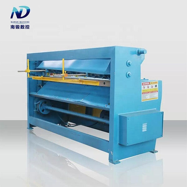 No metal sheet is too tough with a hydraulic shearing machine on your side.
