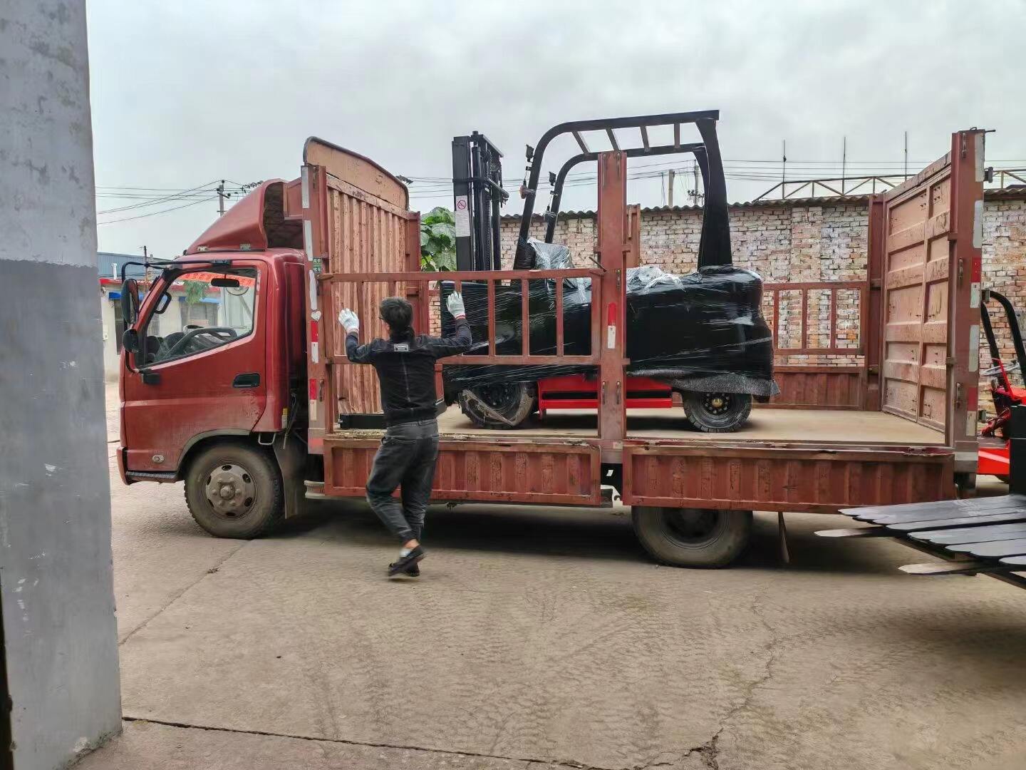 electric forklift 3m 7m mini 5 meterelectric forklift 1.5 Ton 4.5 Ton truck 3 tons electric portable forklift factory