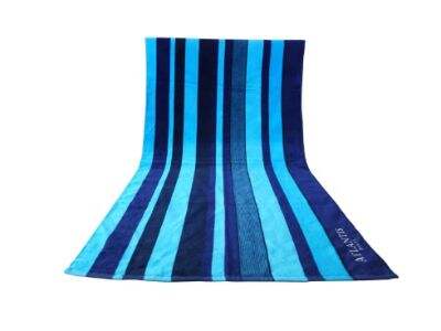 How to Choose the Right Color and Style for Bulk Wholesale Beach Towels