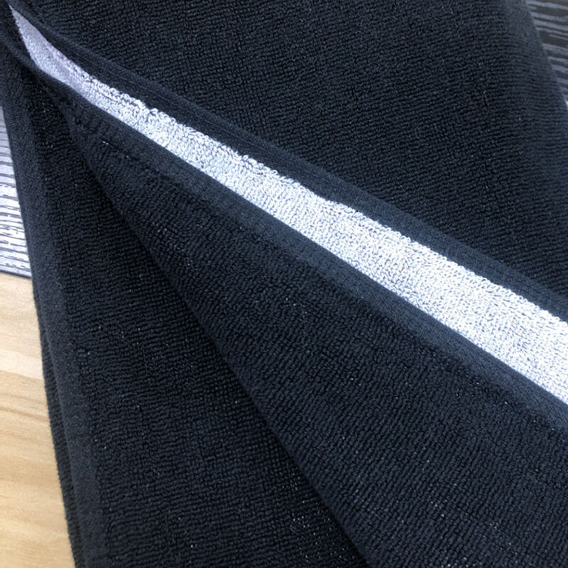 Custom 100% cotton classic black and white woven jacquard design beach towel manufacture