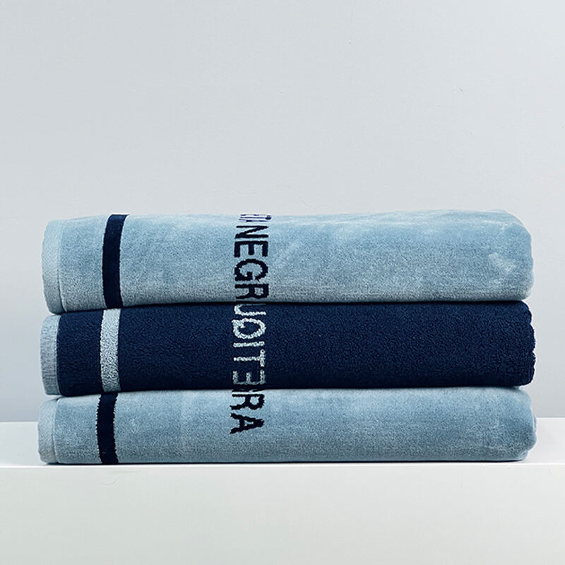 HOT Selling luxury 100% cotton Embroidery swimming towel super soft Water absorption beach towel factory