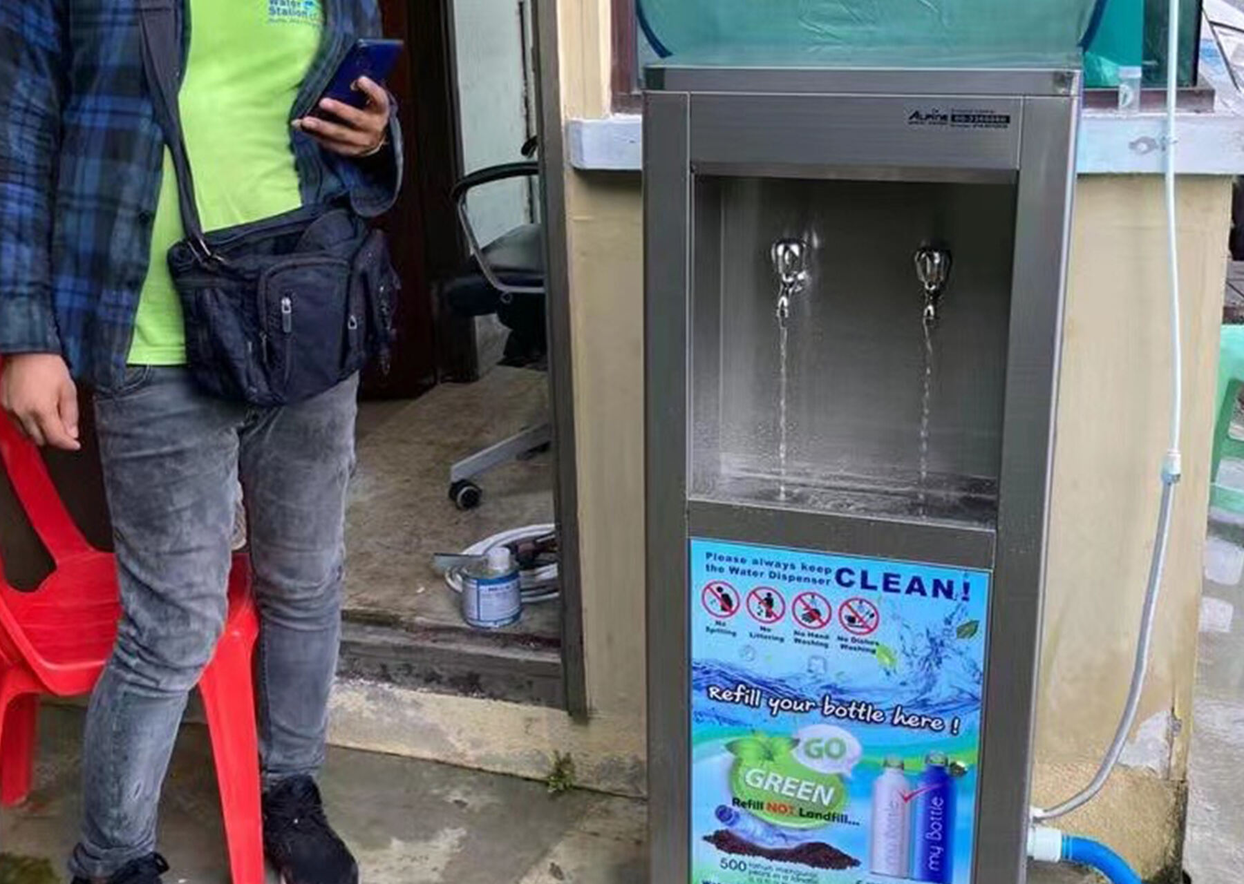 caso de agua potable en el campus de Malasia